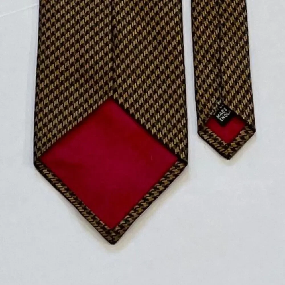 John Comfort South Bank Collection Gold, Black Herringbone Silk Tie, 58